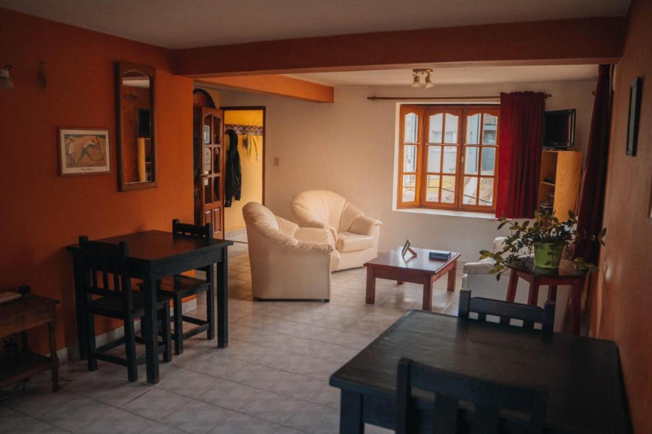 La Casa De Emma Pansiyon Esquel Dış mekan fotoğraf